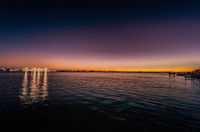 4750 COVE CIRCLE 605, St Petersburg, FL 33708