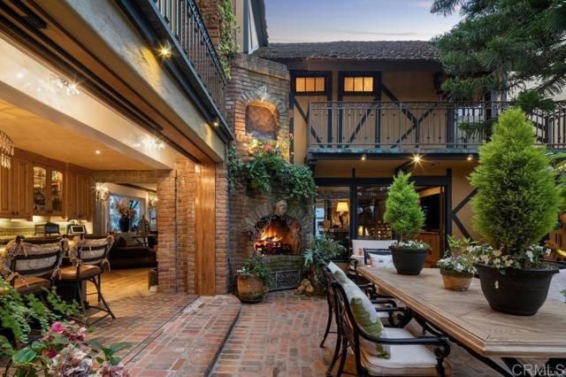 200 Neptune Avenue, Encinitas, CA 92024