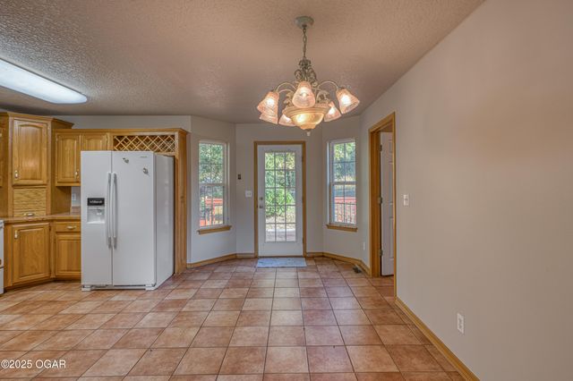 4209 W 26th Place, Joplin, MO 64804