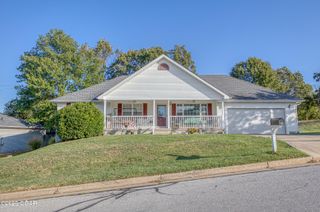 4209 W 26th Place, Joplin, MO 64804