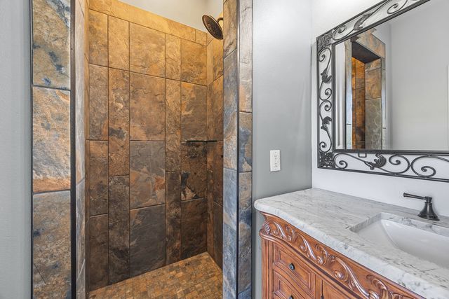 12912 Moore Lane, Gravette, AR 72736