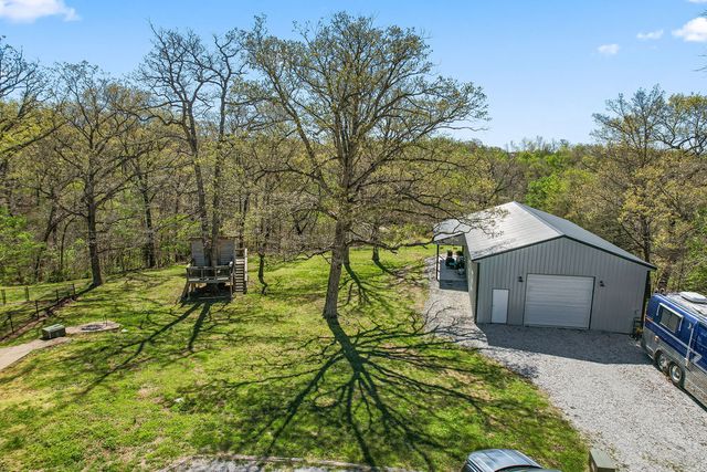 12912 Moore Lane, Gravette, AR 72736