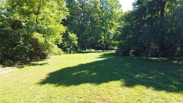 12912 Moore Lane, Gravette, AR 72736