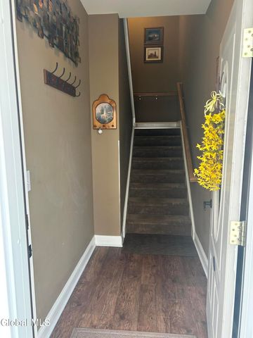 504 Kelly Circle, Altamont, NY 12009