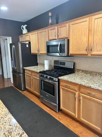 504 Kelly Circle, Altamont, NY 12009
