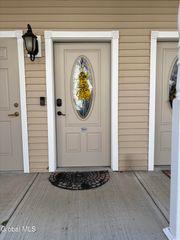 504 Kelly Circle, Altamont, NY 12009