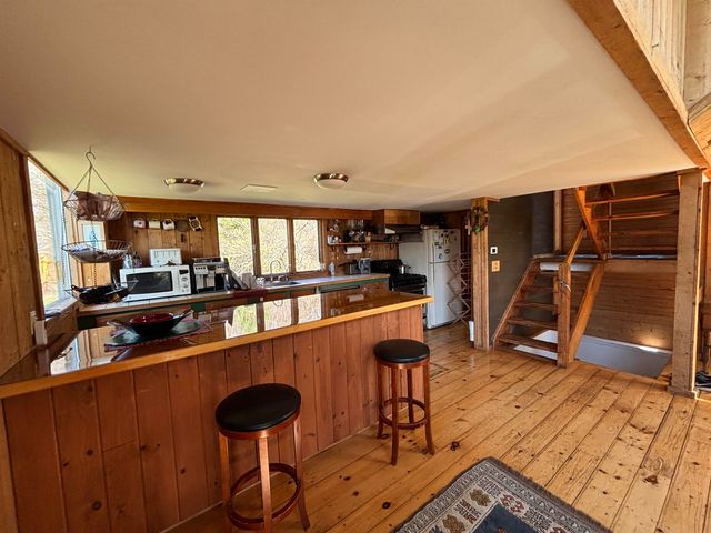 19 River Run Drive, Hyde Park, VT 05655