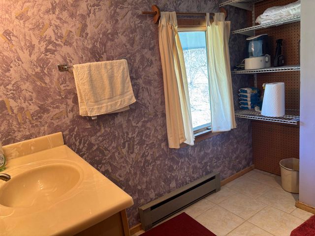 19 River Run Drive, Hyde Park, VT 05655