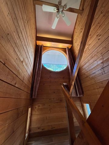 19 River Run Drive, Hyde Park, VT 05655