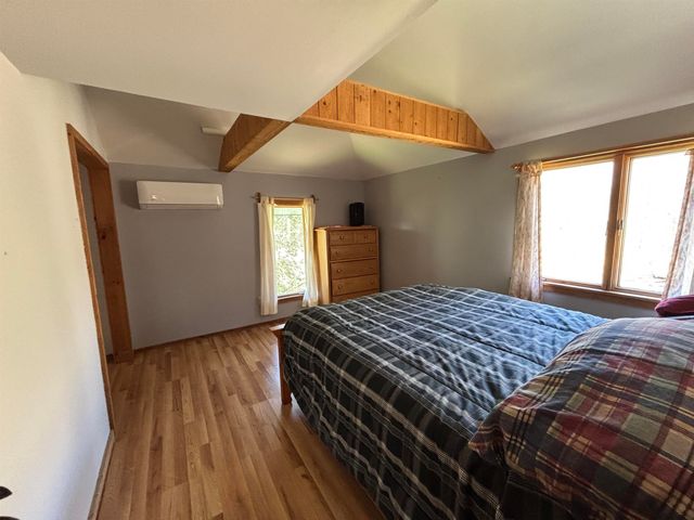 19 River Run Drive, Hyde Park, VT 05655