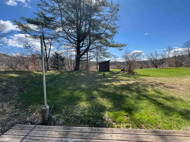 19 River Run Drive, Hyde Park, VT 05655