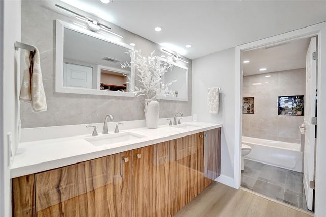 3200 Port Royale Dr N 905, Fort Lauderdale, FL 33308