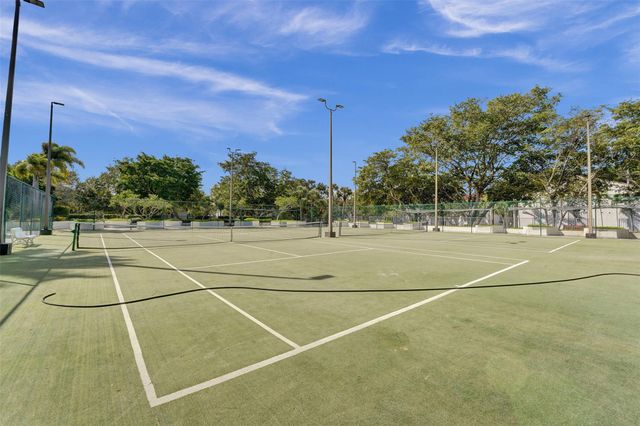 3200 Port Royale Dr N 905, Fort Lauderdale, FL 33308