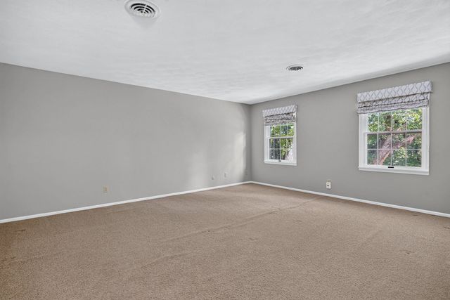906 34 Avenue, Moline, IL 61265