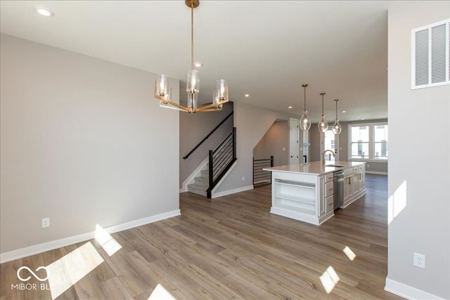 7333 Bayview Run, Mccordsville, IN 46055