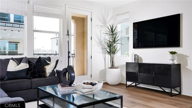 2211 W Orange 21, Anaheim, CA 92804