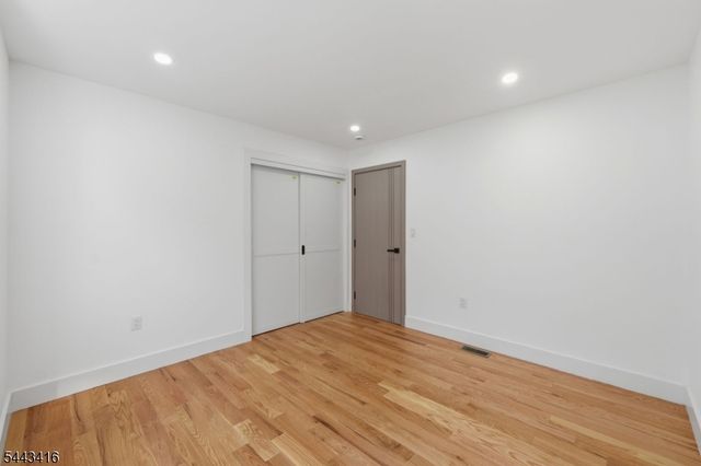 130 N 17Th St, East Orange City, NJ 07017