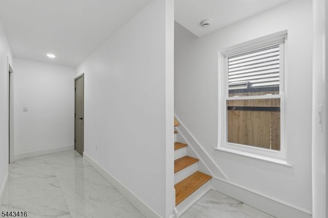 130 N 17Th St, East Orange City, NJ 07017