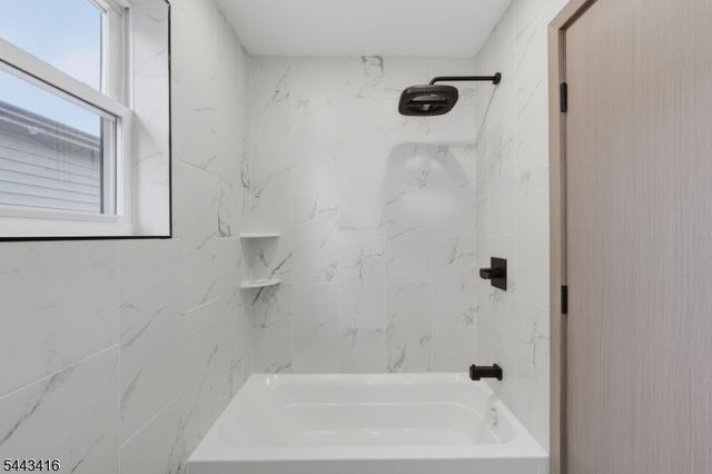 130 N 17Th St, East Orange City, NJ 07017