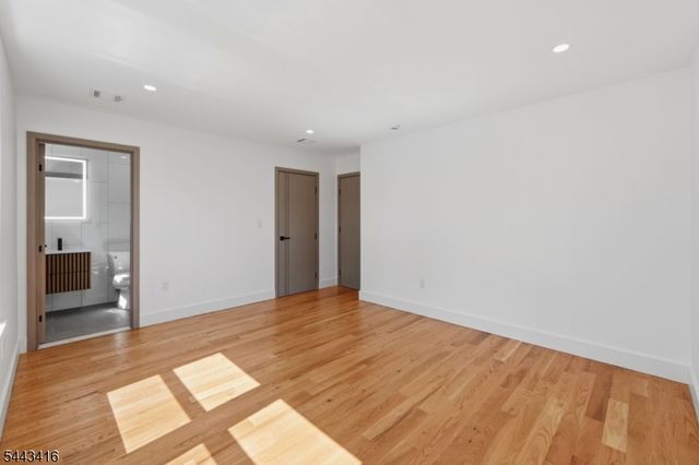 130 N 17Th St, East Orange City, NJ 07017