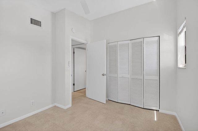 6649 Somerset Drive 206, Boca Raton, FL 33433