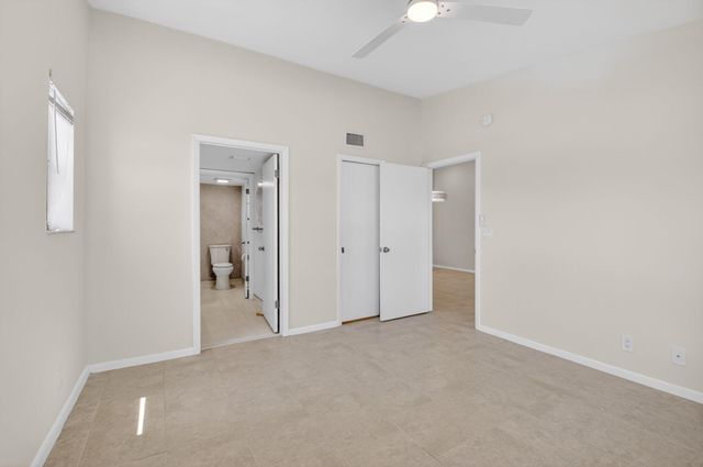 6649 Somerset Drive 206, Boca Raton, FL 33433