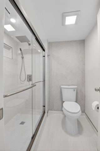 6649 Somerset Drive 206, Boca Raton, FL 33433