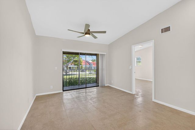 6649 Somerset Drive 206, Boca Raton, FL 33433