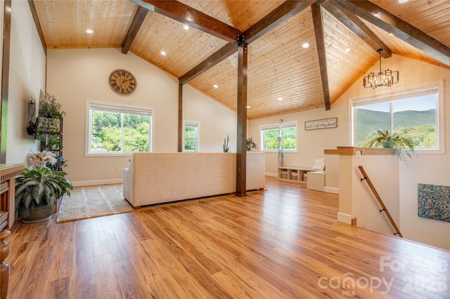 793 State Highway 197 South, Burnsville, NC 28714