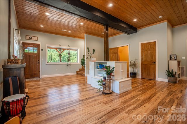 793 State Highway 197 South, Burnsville, NC 28714