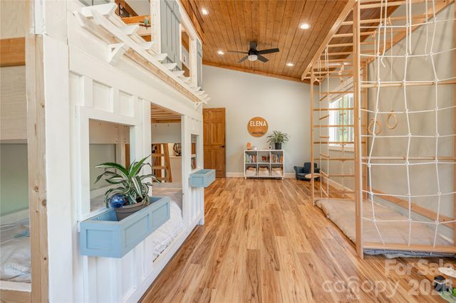 793 State Highway 197 South, Burnsville, NC 28714