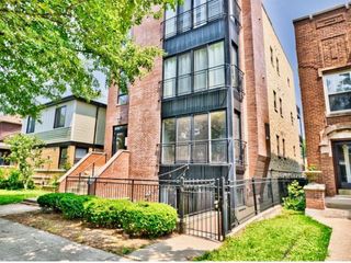 6439 N Rockwell Street 2, Chicago, IL 60645