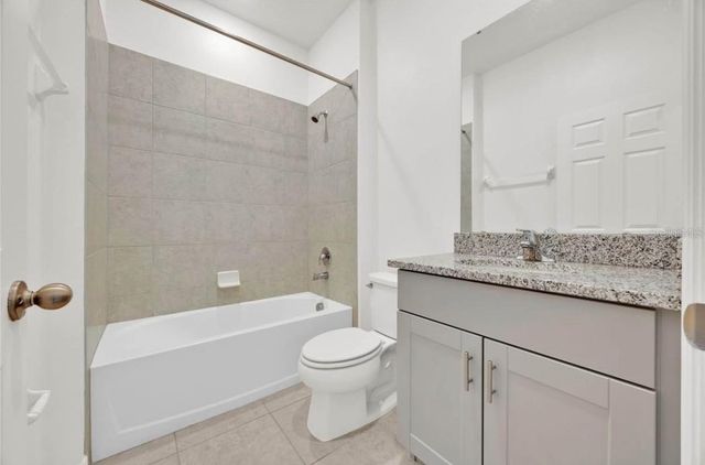 811 RICHMOND ESTATE AVENUE, Haines City, FL 33844