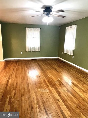 205 LINN ST, Harrisburg, PA 17109