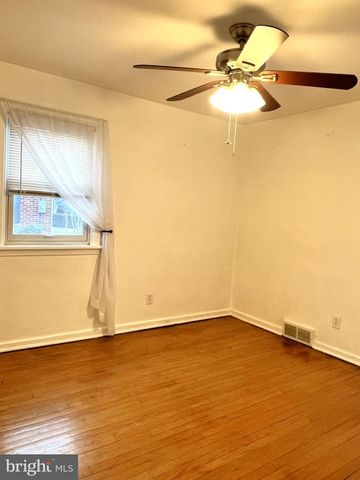 205 LINN ST, Harrisburg, PA 17109