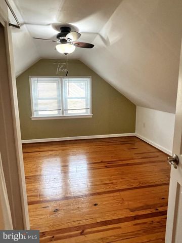 205 LINN ST, Harrisburg, PA 17109