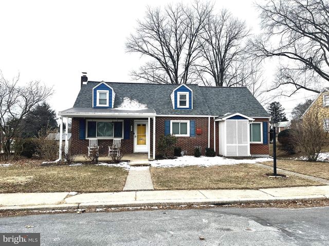 205 LINN ST, Harrisburg, PA 17109