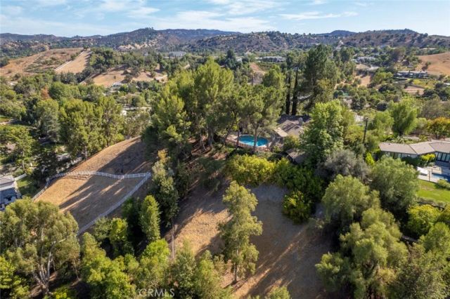 5798 Penland Road, Hidden Hills, CA 91302
