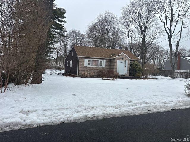 457 Nostrand Avenue, Central Islip, NY 11722