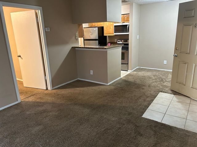 238 AFTON SQUARE 305, Altamonte Springs, FL 32714