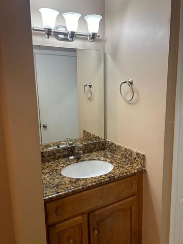 238 AFTON SQUARE 305, Altamonte Springs, FL 32714