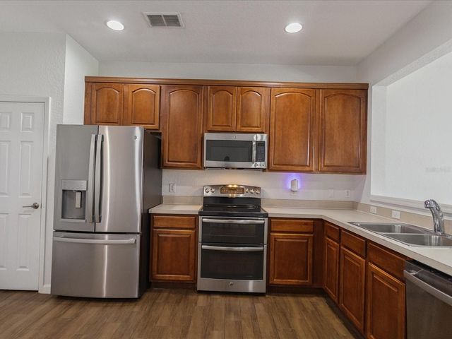1055 ROCK HARBOR AVENUE, Orlando, FL 32828
