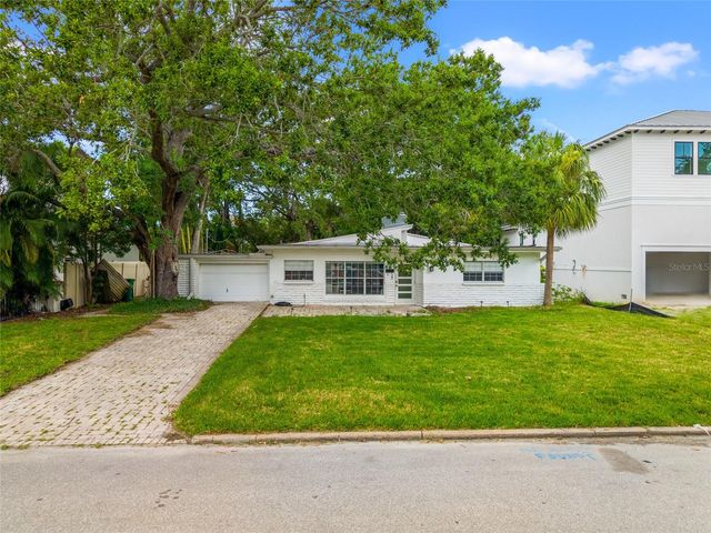 614 ONTARIO AVENUE, Tampa, FL 33606