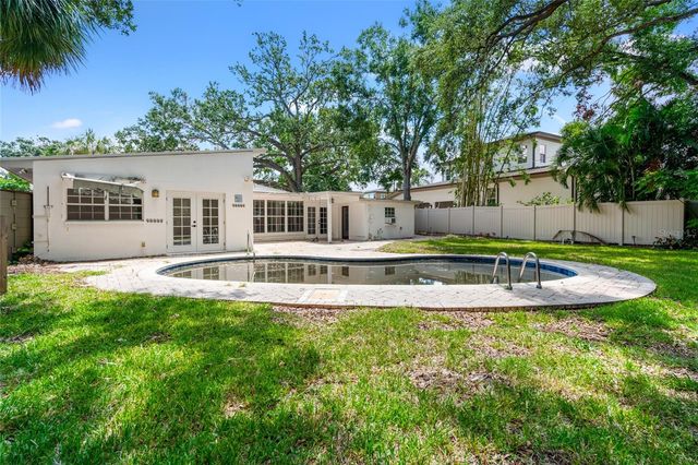 614 ONTARIO AVENUE, Tampa, FL 33606