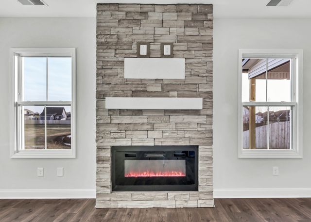 515 Ayden Ln, Clarksville, TN 37042