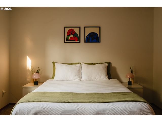 1309 Se 135TH Ave, Portland, OR 97233