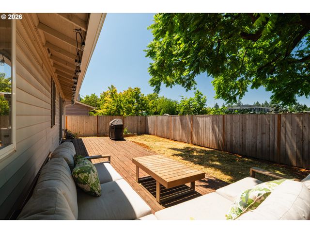 1309 Se 135TH Ave, Portland, OR 97233