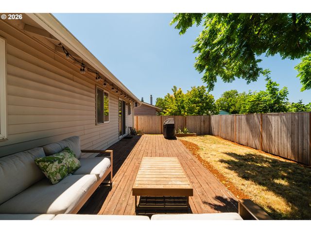 1309 Se 135TH Ave, Portland, OR 97233