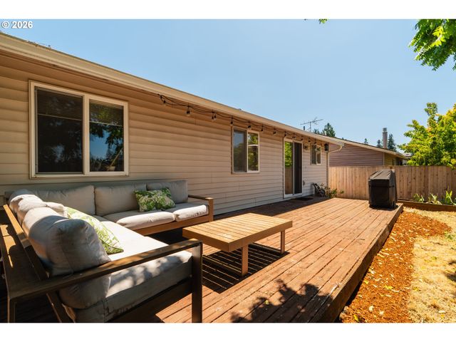 1309 Se 135TH Ave, Portland, OR 97233