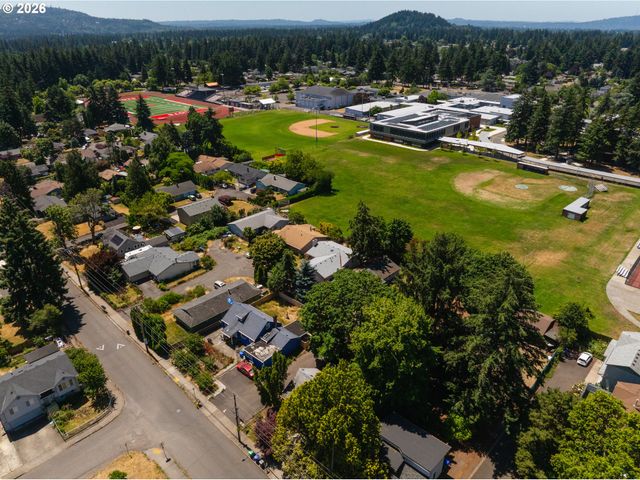 1309 Se 135TH Ave, Portland, OR 97233